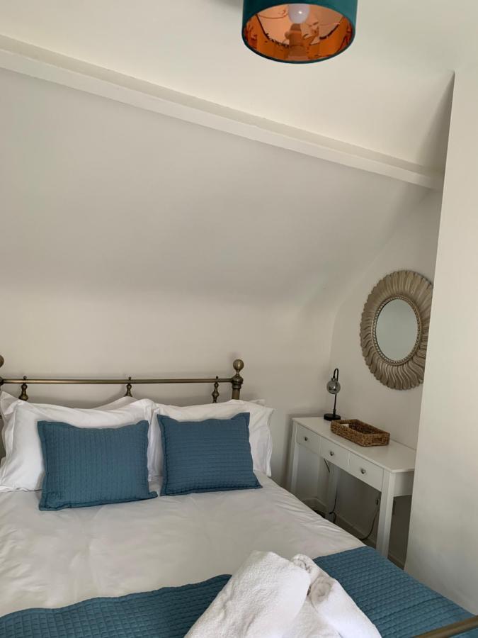 Award Winning Pet Friendly Paddock Cottage 휫비 외부 사진